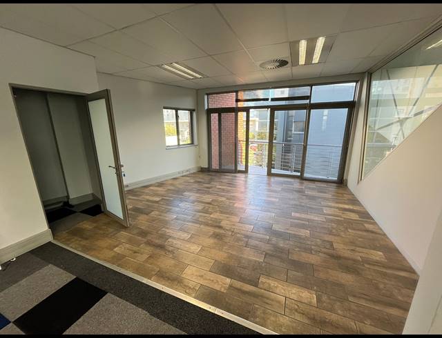 120M² OFFICE TO LET IN CENTURY CITY